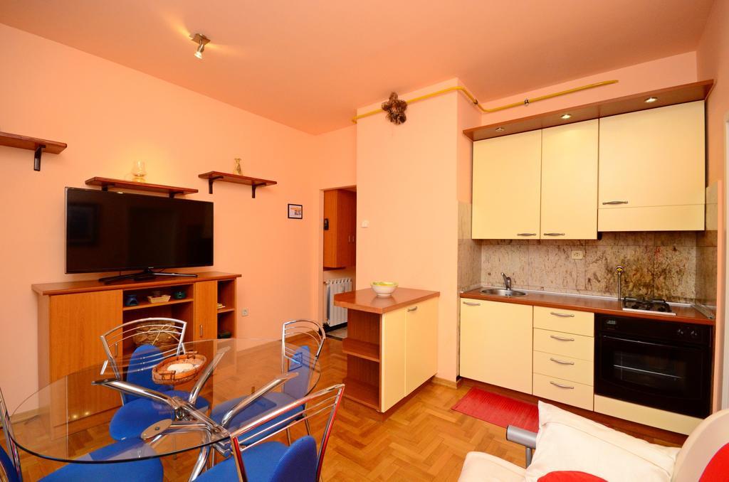 Apartment Blazenka Pula Exterior foto