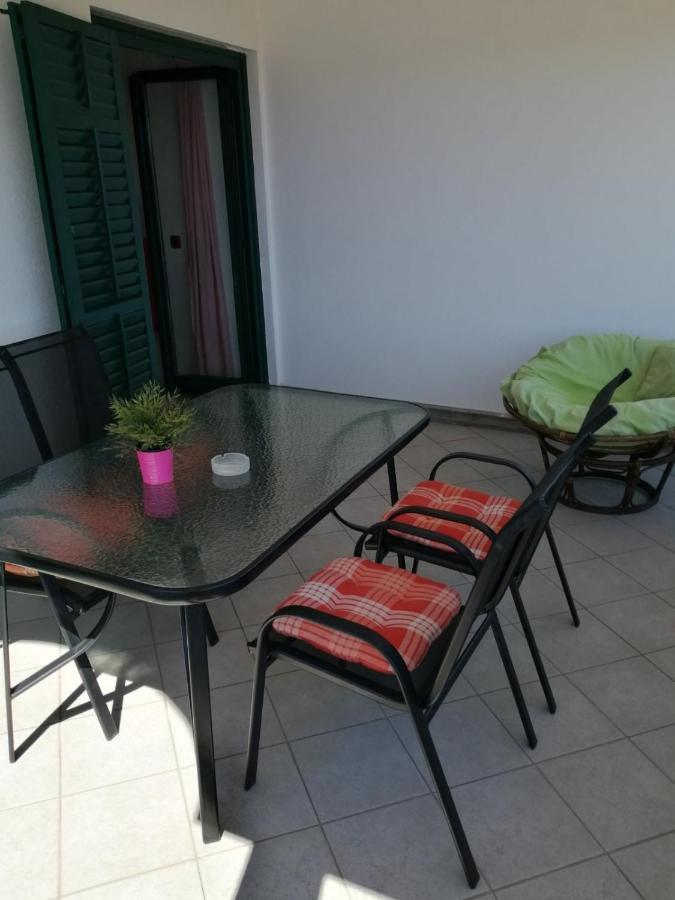 Apartment Blazenka Pula Exterior foto